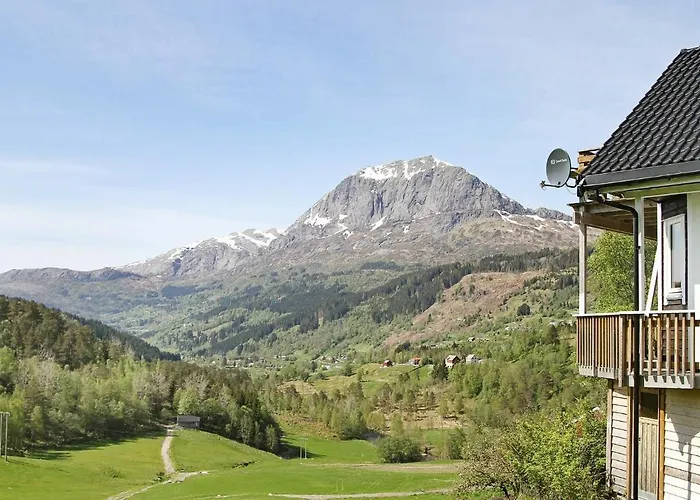 Ferienhaus 10 Person In Bygstad